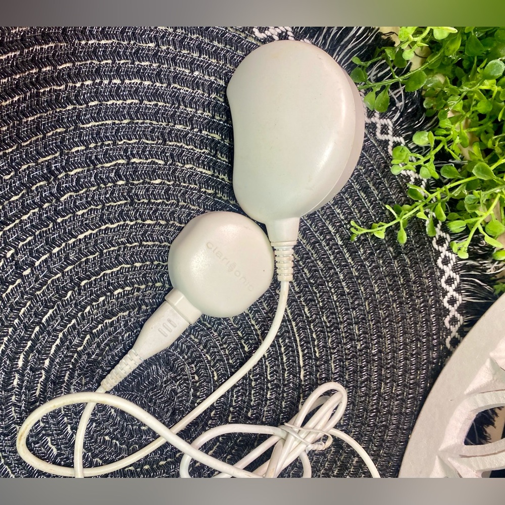 For Clarisonic Mia1 Mia2 Magnetic adsorption wireless Power charger Adapter 12V